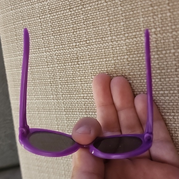 18in doll purple sunglass - Picture 3 of 4